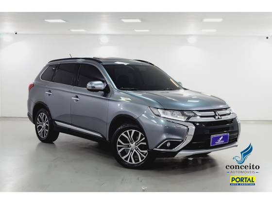 MITSUBISHI OUTLANDER 2.2 4X4 16V DIESEL 4P AUTOMÁTICO